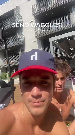 whydontwemusic (@whydontwemusic) - SEND WAGGLES