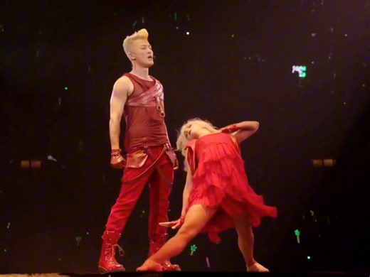 【4K60FPS】2013年林峯《Hello》演唱会版本，简单的旋律唱出最纯粹的快乐！