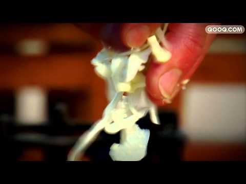 Technique pour préparer et émincer un choux blanc / rouge