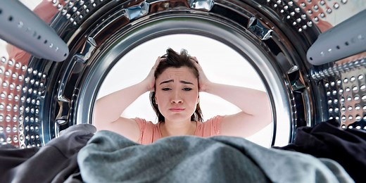 Watch: How to get tissue out of clothes - Which?