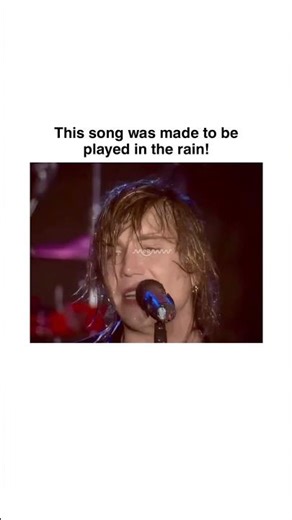 Goo Goo Dolls performing “Iris” in the pouring rain will forever be iconic!