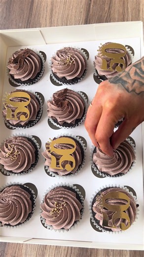 Delicious Vegan Chocolate Cupcakes Made Easy