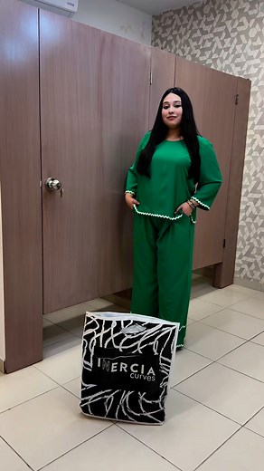Ven a tienda y descubre nuestros conjuntos🤩. Amamos como se ven y son SÚPER cómodos🫶🏻. Mándanos mensajito para tallas, colores y precios. Recuerda que hacemos envíos a todo el país 📦 | Inercia Curves