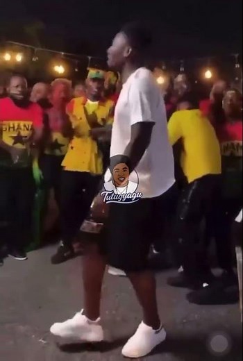 ASAMOAH GYAN IN GRAND STYLE JAMA DANCE
