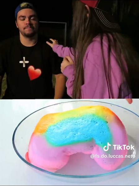 Desafios e brinquedos com Luccas Neto