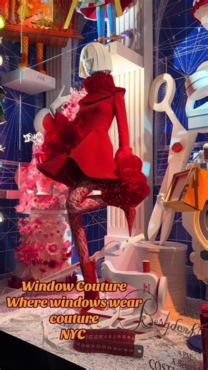 ##windowcouture #fashionwindows #vitrinedesign #fashionart #luxuryfashion
