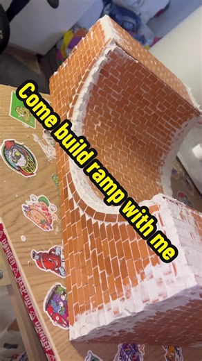 Build Your Own Miniature Fingerboard Ramp