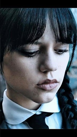 Wednesday & Morticia – A Love-Hate Legacy