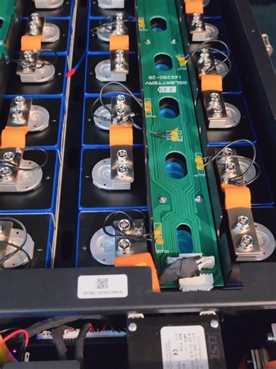 Die wattschmiede Box: 16,4 kWh Speicher Lifepo4, Seplos BMS, nee 5A balancer, für victron deye etc #diy #elektrotechnik #solar