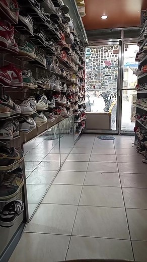 1.4K views · 20 reactions | NEW ARRIVALS J1 Running shoes basketball shoes Ladies shoes Luxury shoes mainit-init pa,ARAT na capitulacion st.zone 2 bangued abra | Thrift Store Abra | Facebook
