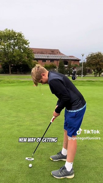 Golf lesson with Seb #juniorgolf #golftips #golflife #golfing #golfcoach #golflessons #putting