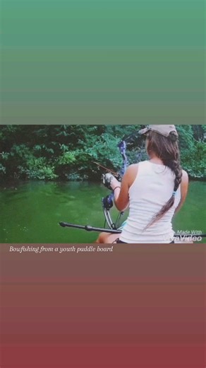This popped up in my memories from 2017 -- before I went to a traditional bow for bowfishing 😆 that board was so fun! #Bowfishing #BowfishingLife | Beka Garris