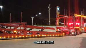 Tag 'em if ya know 'em. A couple of Parkin' Lots heading out from the I-75 #301 exit near Brooksville, FL. | Big Rig Videos