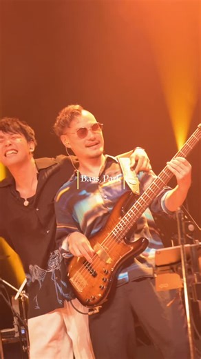 TAKERU on Instagram: "改めて、魂の大音楽祭を共に作り上げてくれた仲間達を紹介します！ 僕のライブの定番になりましたブルーノ・マーズをオマージュしたメンバー紹介！ The Buddies Bass.Park(@gurasanpark ) Gurtar. 門馬由哉(@mon_gt49 ) Drums. 吉田一哉 Keyboard. 山本義則(@pf_donkey ) Chorus&Vo.佐野仁美(@hitomi.singing ) Sax.在間一輝(@kazukizaima ) Sax.中井マルホイ勇太(@yuuta_maru ) trampet.猪子智暁(@inc0221 ) 音響チーム 照明チーム 映像チーム Ayuki.S (@auki3939 ) Fujii Shouta (@fujii.rgf.shouta ) 写真撮影チーム さっちんさん(@cha_tantan ) 沢山のボランティアスタッフの皆様 #takeru #live #魂の大音楽祭 #ルナホール"