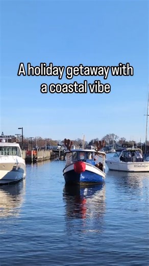 A Holiday Season With a True Coastal Feel