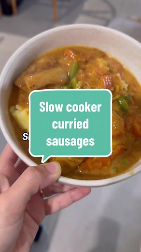 Delicious Slow Cooker Curried Sausages Recipe for Cozy Fall Meals