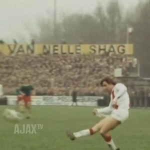 72K views · 4.3K reactions | An inspirational goal from Johan in early 1972 against FC Den Haag!  Enjoy it and Happy New Year! #CruyffLegacy | Johan Cruyff | Facebook