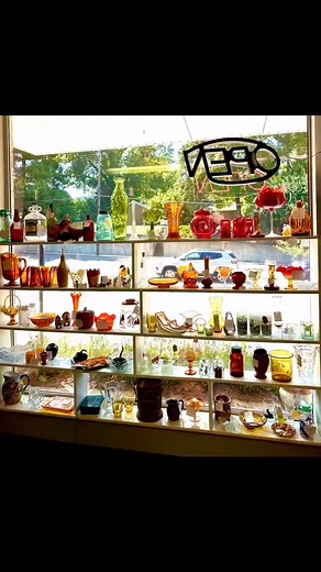 20 reactions | Such beautiful vintage glass for Fall! #vintageglass | Florissant Old Town Market Place | Facebook