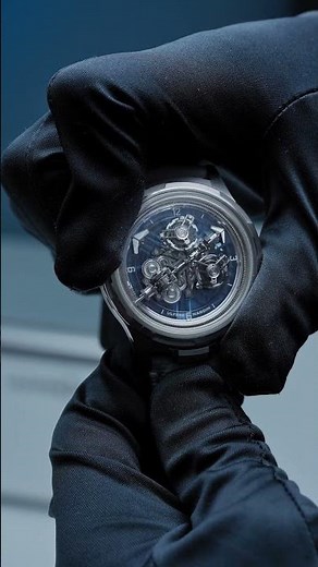 Unboxing the [Super] Freak - The most complicated time-only watch - ULYSSE NARDIN