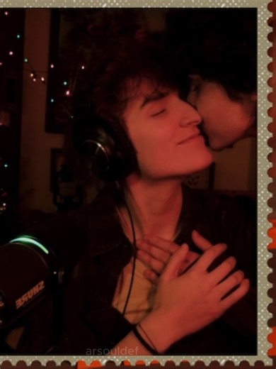 They are the cutest thing in this world | I'll post a compilation of this stream later :) #ethanandandy #p4perangel #ethandy #whataboutandy #fyp #edit #p4perback #ethan #andy #eef @p4perback @whataboutandy