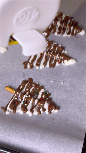 29K views · 254 reactions | ✨Melted Chocolate Christmas Trees!✨ The...