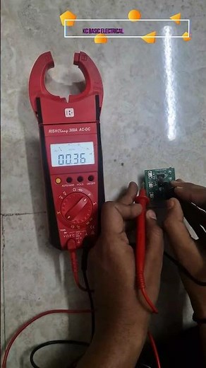 Checking a Capacitor With a Multimeter (Quick Guide) #shorts #electricalcomponents #multimeter