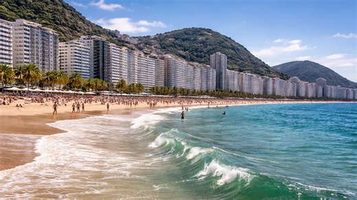 コパカバーナビーチとリオの都会的な海岸線