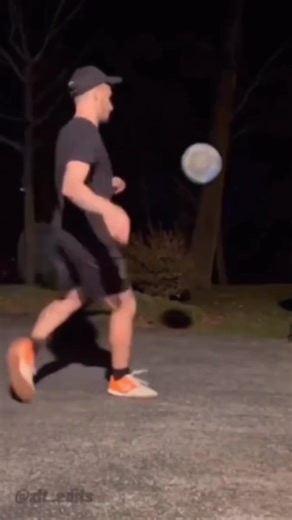 Johnsiro Amesi (@johnsiro.amesi)’s videos with sonido original - Creative Coleccion