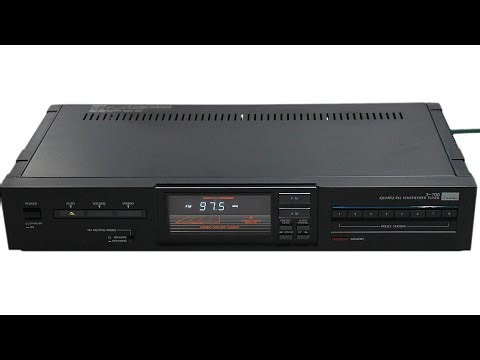 Sansui T - 700 digital Tuner Japan 5,000/-