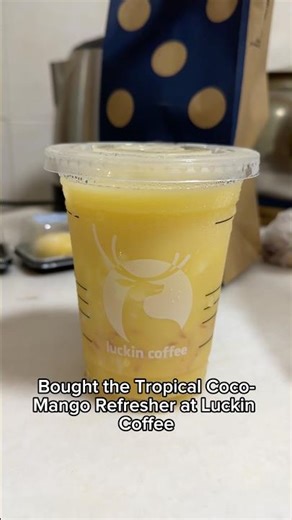 Luckin Coffee Tropical Coco-Mango Refresher Review | Is It Worth It?