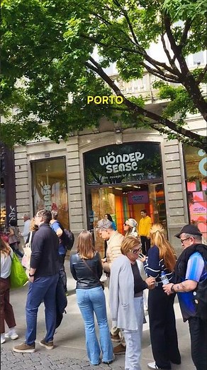 So Many Tourists in Porto PORTUGAL