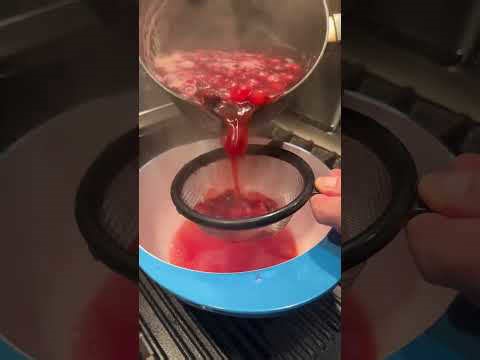 Homemade cranberry juice 🥤