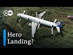 Russian airplane captain safely emergency lands plane after bird collision | DW News