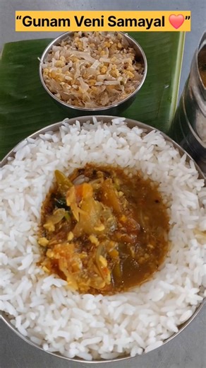“Simple Lunch Box Combo 🍛 Cabbage Poriyal & Thatta Payaru Rasam 😍”