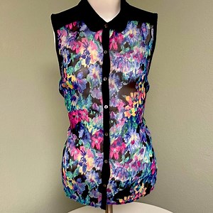 Wet Seal Multi Color Floral Print Sexy & Sheer Classy Open Back Blouse Size L