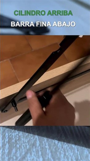 Así NO se monta el pistón de un canapé