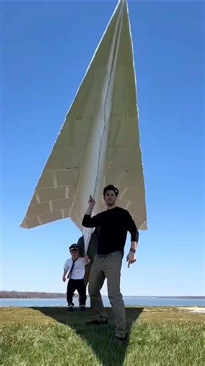 World's Biggest Paper Airplane Tutorial ✈️🤩, Paper Plane Fly Far, Best Paper Plane #shorts​ #craft​
