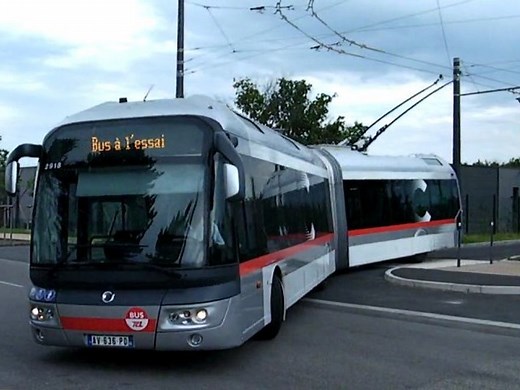 Trolleybus Irisbus Cristalis ETB18 de la future Ligne C2 TCL, en essai et marche à blanc à Rillieux 