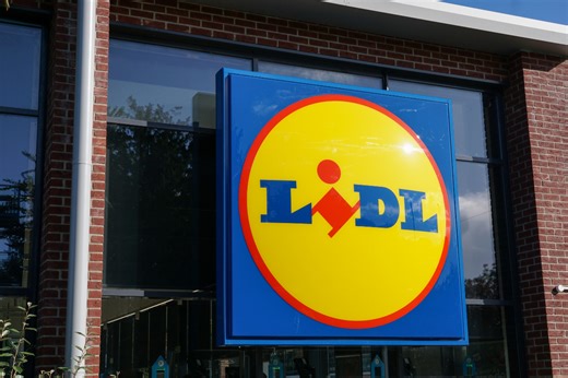 Make do and mend with Lidl's Singer sewing machine that's perfect for beginners and costs just £89 - Netmums