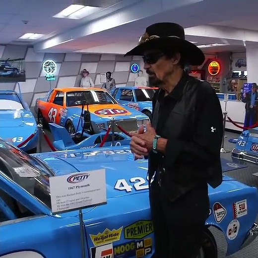 ‘WHAT A WORKHORSE’ Richard Petty’s 1967 Plymouth | #shorts | NASCAR