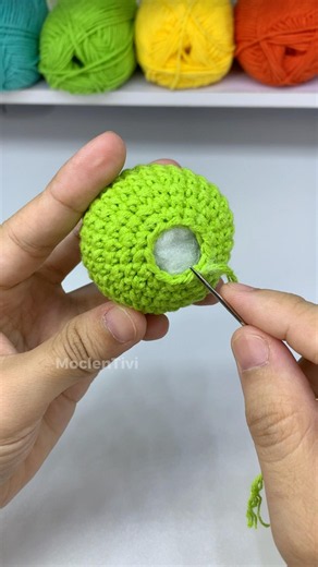 How to Seam a Crochet Ball #crochet #crochettutorial #crochetforbeginners #amigurumi #crochetball