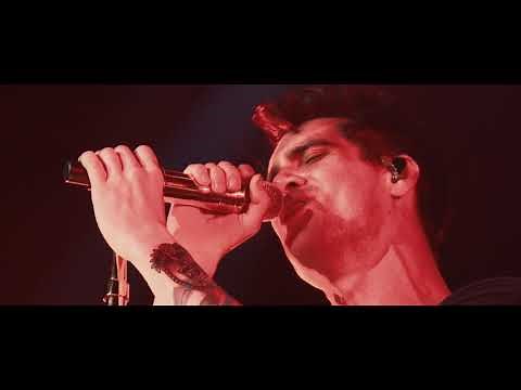 Panic! At The Disco - Victorious (Live) [from the Death Of A Bachelor Tour]