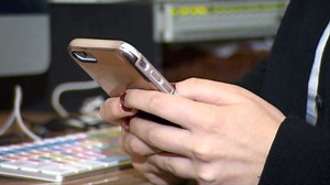 How to protect yourself from scammers using fake social media profiles