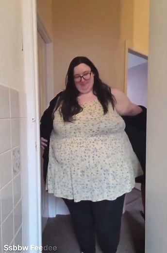Real Beauty, Real Confidence | Ssbbw ladybrads Soft Curves & Strong Confidence