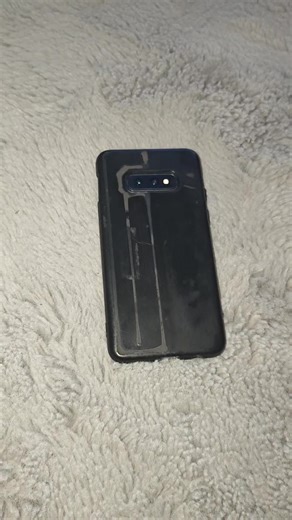 Samsung Galaxy S10e con Android 15: Innovación Tecnológica