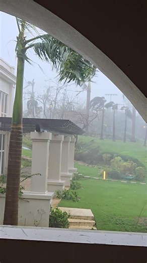 The eye wall is almost here. After it goes over, things will blow in the other direction. | Dianna Pearce