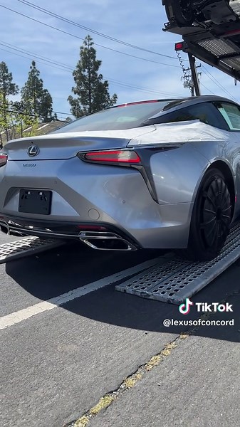 2025 LC 500 Bespoke Build Package 5.0L V8