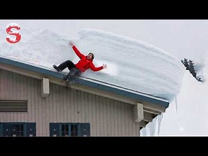Skilled Snow Removal: Massive Roof Avalanche | Extreme Challenging Roof Snow Clearing Moments #36