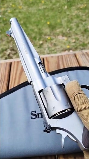 Smith and Wesson Performance Center Model 629 44 Mag Compensated Hunter at the Range Close up HD