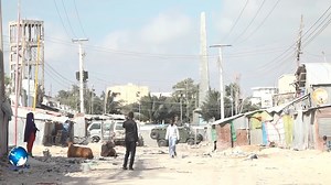 571K views · 2.7K shares | Muqdisho oo Wajaheysa Xaalad Colaadeed iyo Dadka qaar oo Guryahooda ka Barakacaya | Universal Somali TV | Facebook